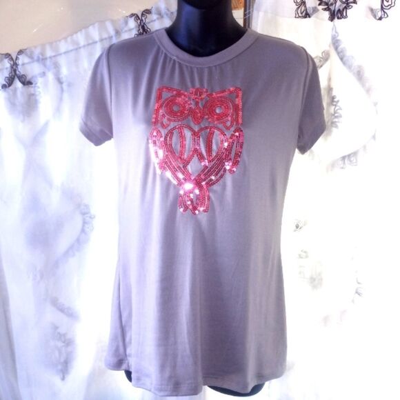 *Owl blouse size medium and large(box N ) - Picture 1 of 2